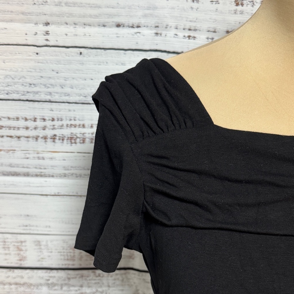 Elegant Black Off-Shoulder Top - Picture 2 of 6